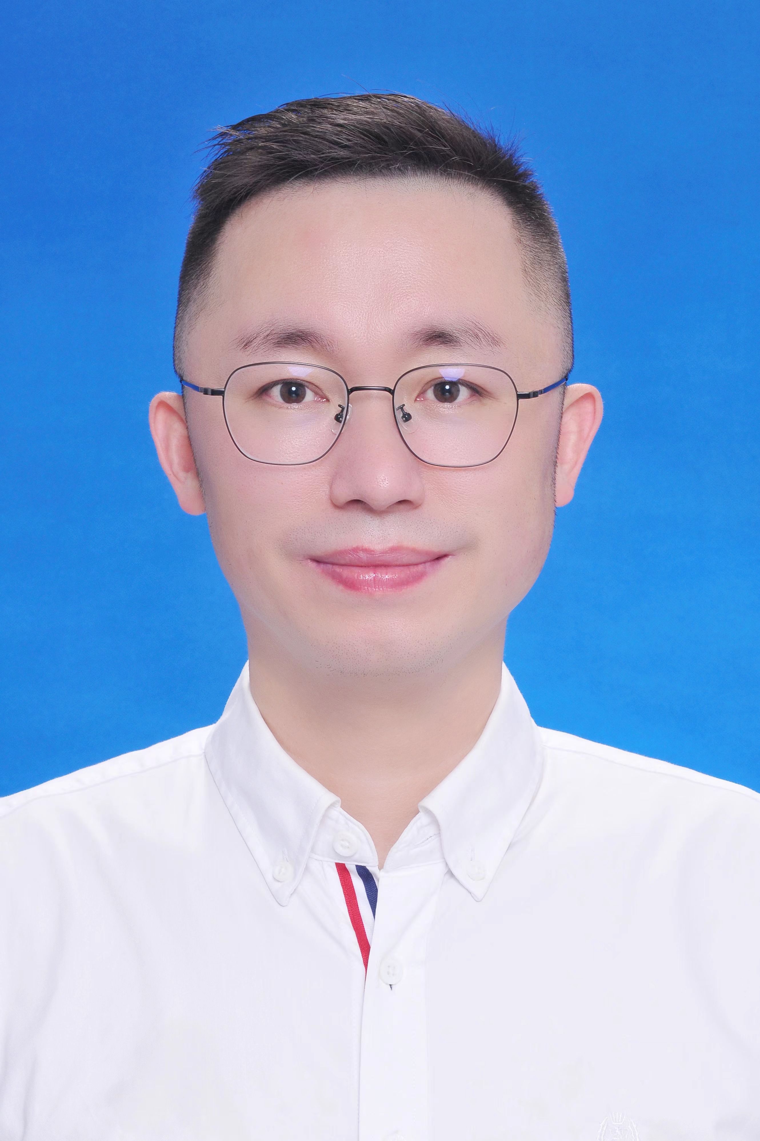 罗军